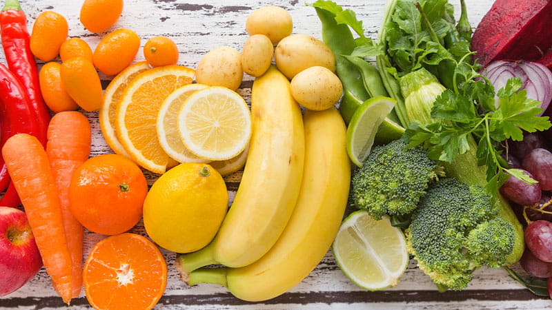 Frutas y verduras frescas de varios colores