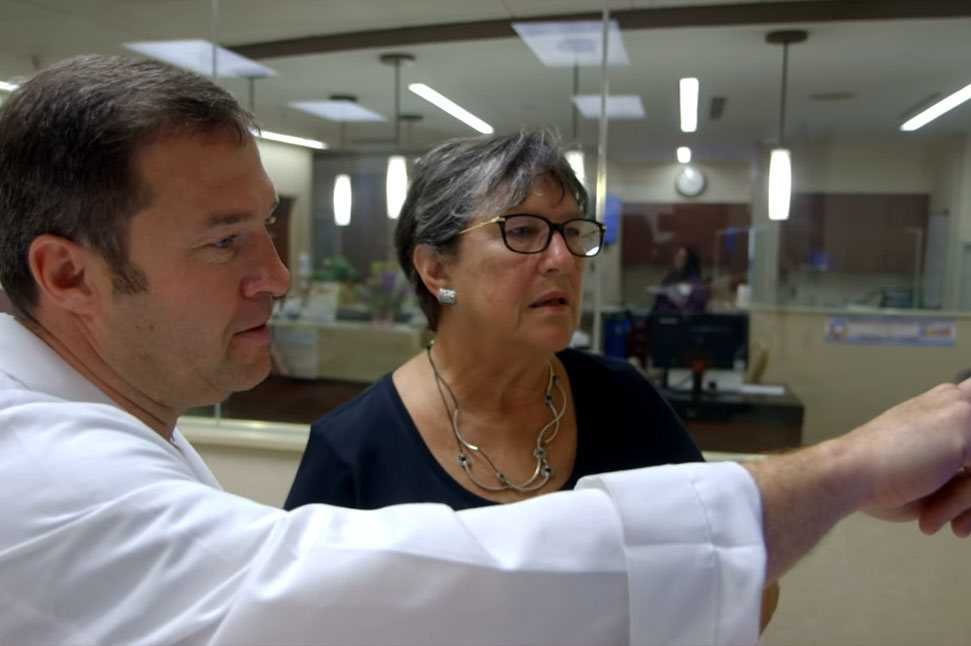 doctor reviewing image with patient